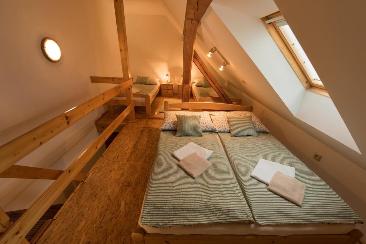 Apartmany Adrspach " U Kozaru " Teplice nad Metují Exteriör bild