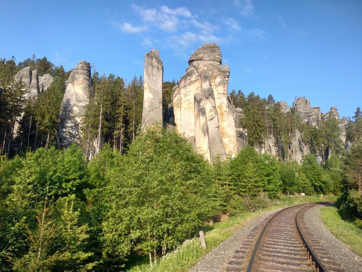 Penzion Adrspach " U Kozaru " Hotell Teplice nad Metují Exteriör bild