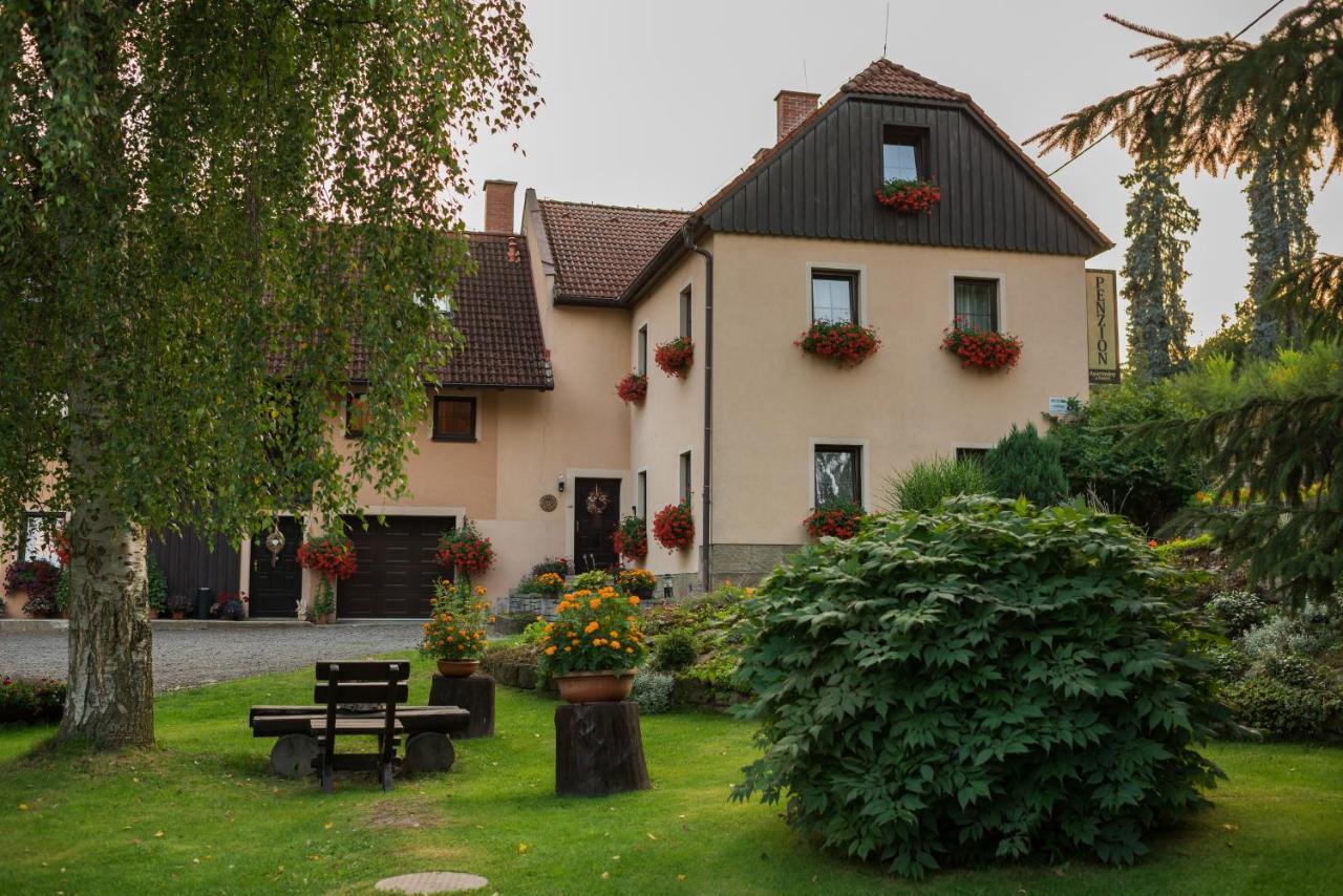 Apartmany Adrspach " U Kozaru " Teplice nad Metují Exteriör bild
